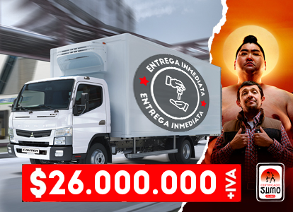 Camion Canter 815, recorriendo calles en la ciudad 