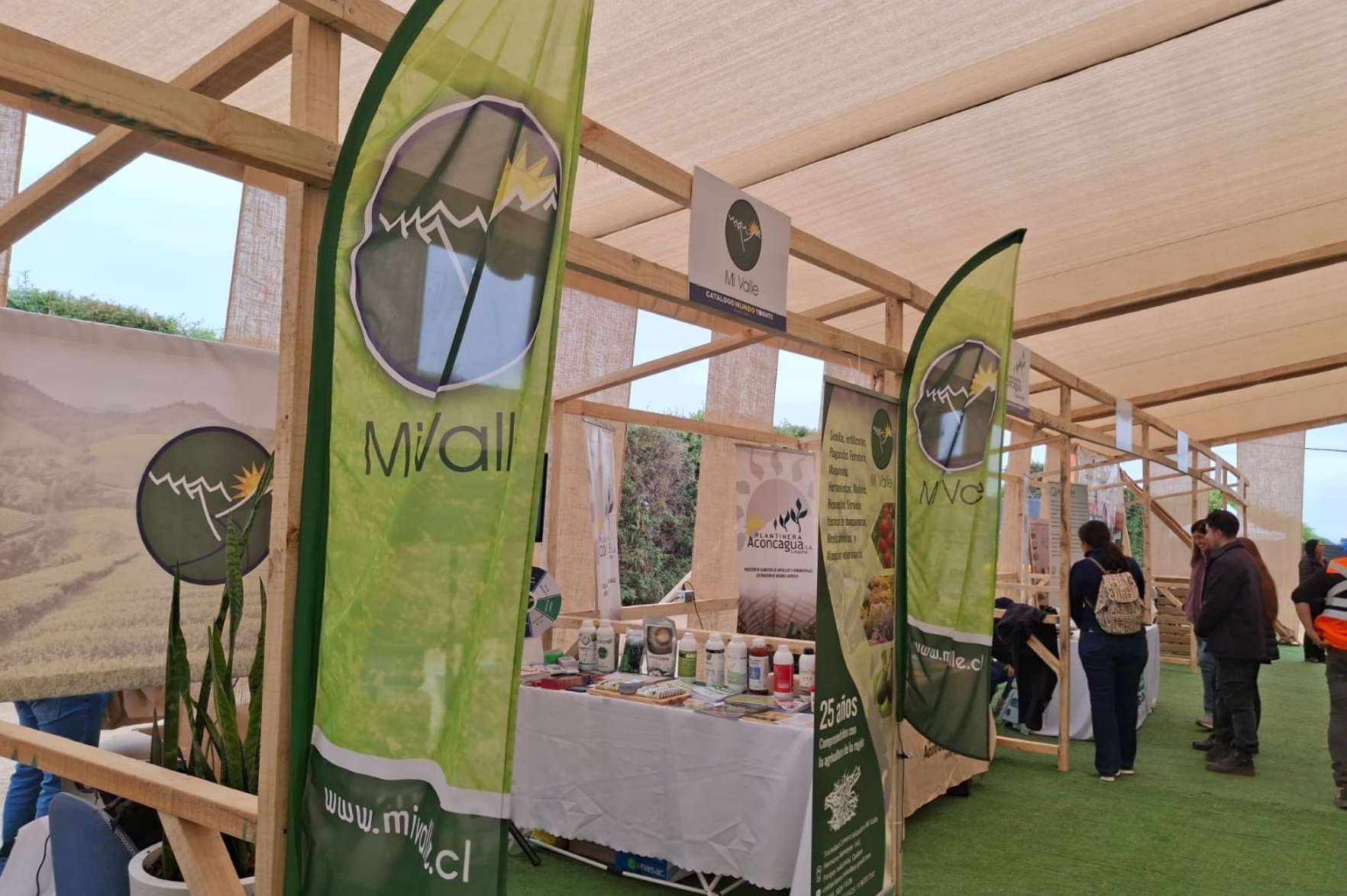 Kaufmann presenta soluciones de transporte en Feria del Tomate - Olmué 2025