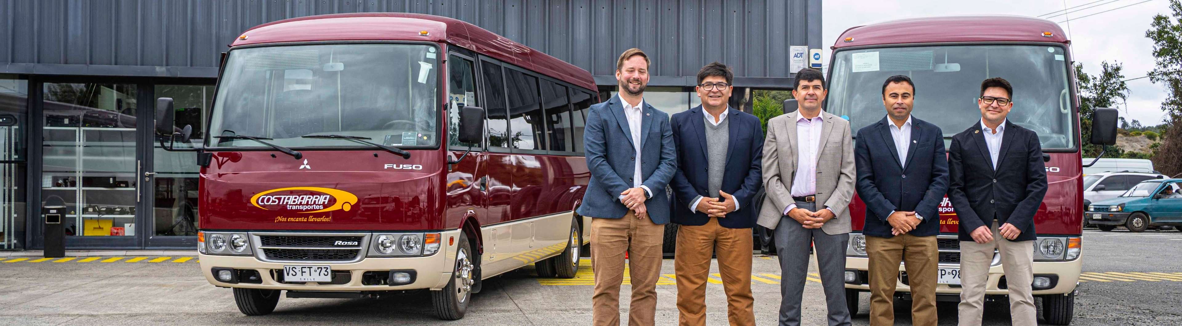 Costa Barría refuerza su operación en Chiloé con seis FUSO Rosa 